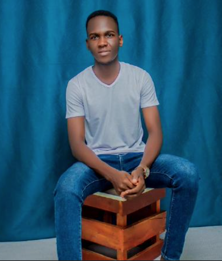 kiwana collins website developer working at kico web design